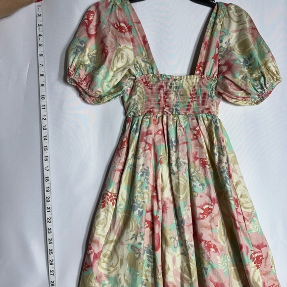 MUMU Floral Puff Sleeve Dress size S pre owned Exellent condition. - Picture 5 of 5